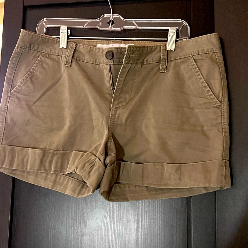Old Navy size 10 shorts